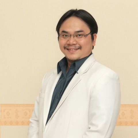 dr. Yanuar Iman Santosa